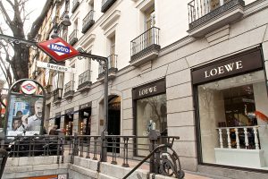 Calle de Serrano in Madrid - Explore a Shopping Hub With Luxury Boutiques –  Go Guides