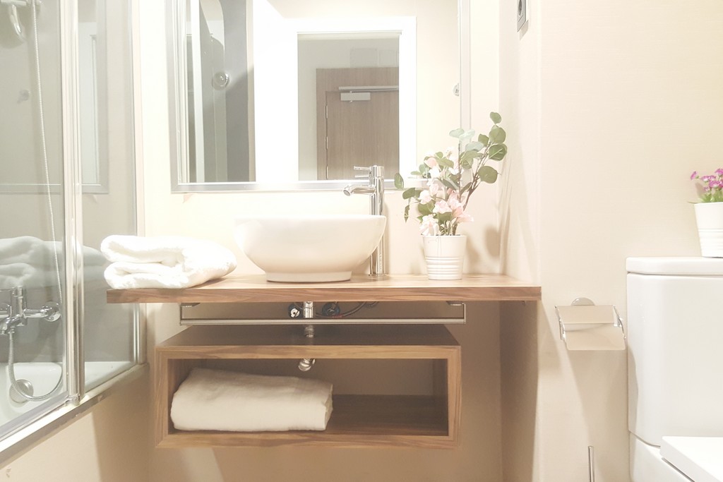 residencias confort para estudiantes con baño privado en Atocha